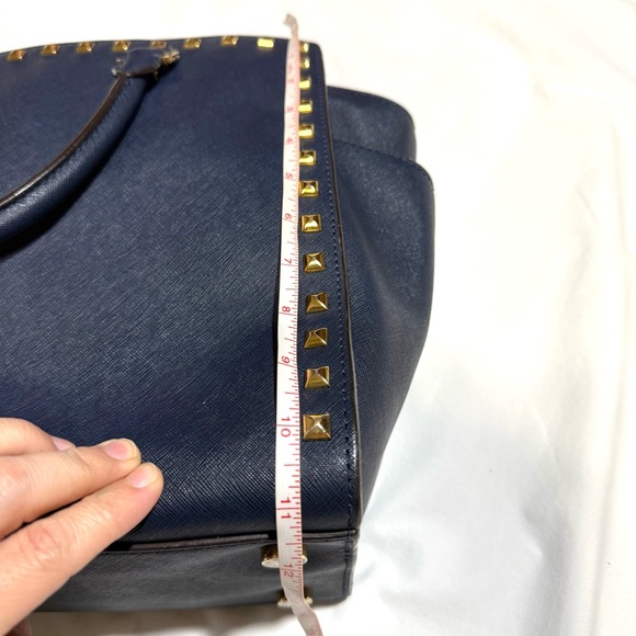 Michael Kors Selma Leather Navy Blue Gold Studded Satchel Handbag Tote XL $428 - Picture 9 of 13